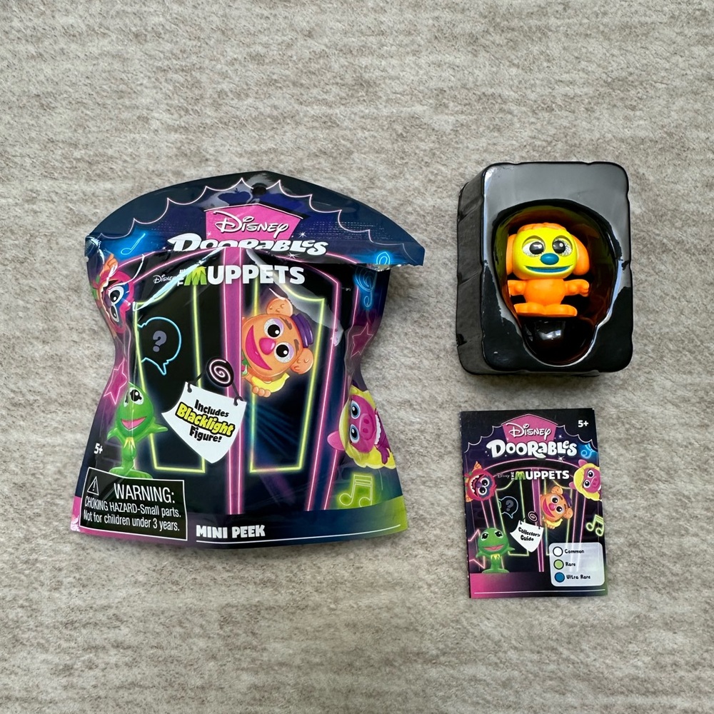 Disney Doorables Muppets Blacklight Rowlf the Dog